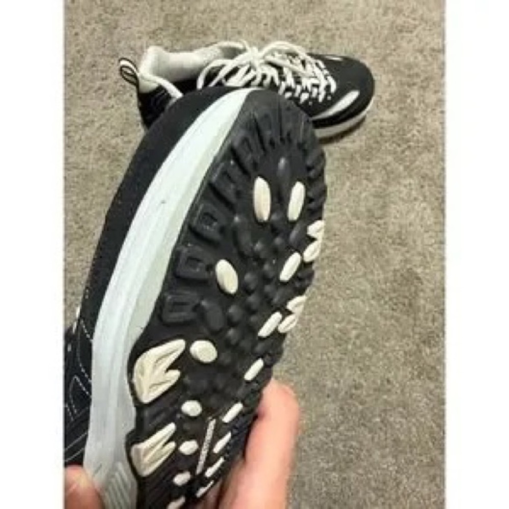 Men's Athletic Lace-Up Sneakers in Black and White - Picture 6 of 10